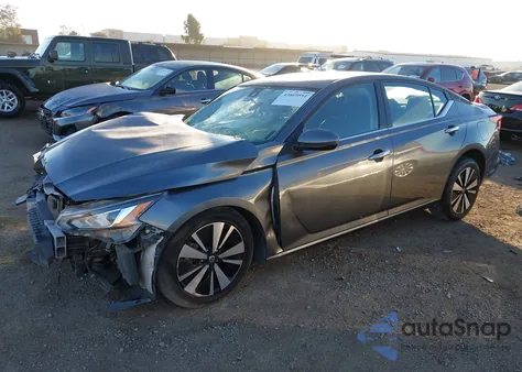 2022 Nissan Altima Sv Fwd z USA, uszkodzony, nr VIN 1N4BL4DV9NN325209